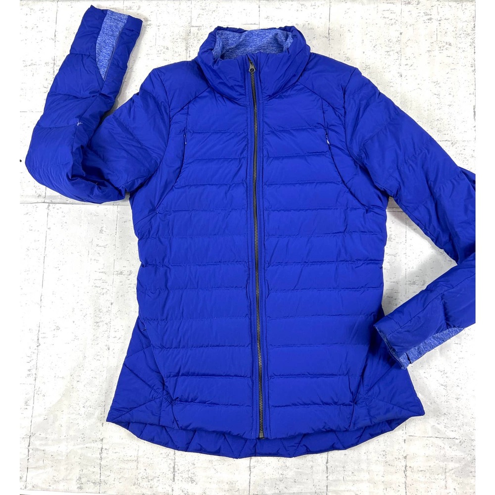 Lululemon NWOT Blue Puffer Jacket Size M/L